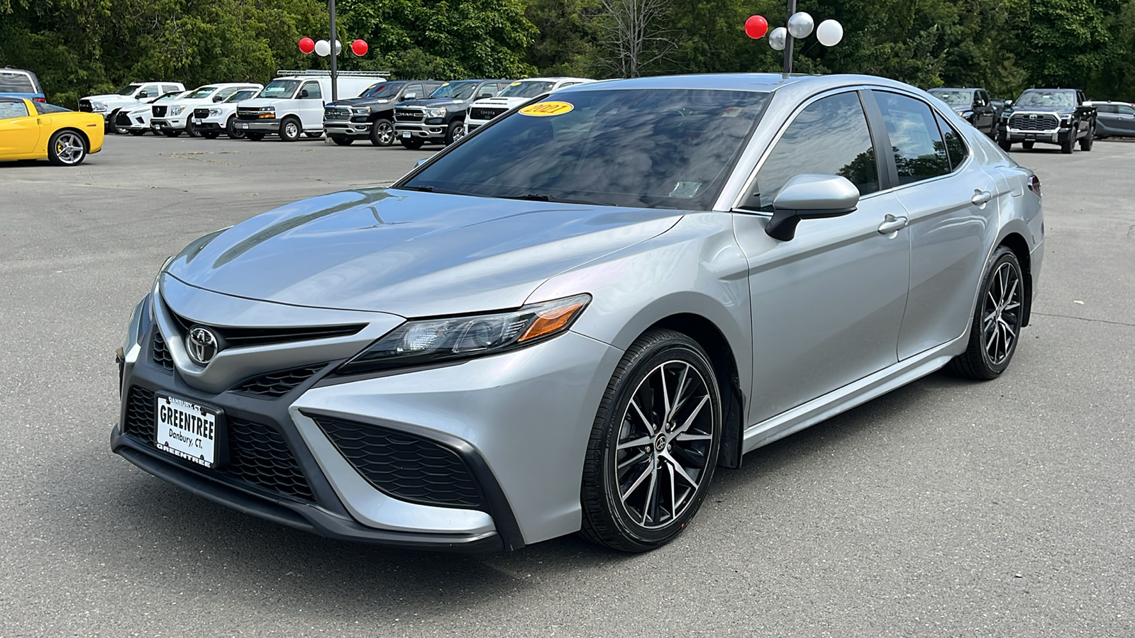 2021 Toyota Camry SE 4