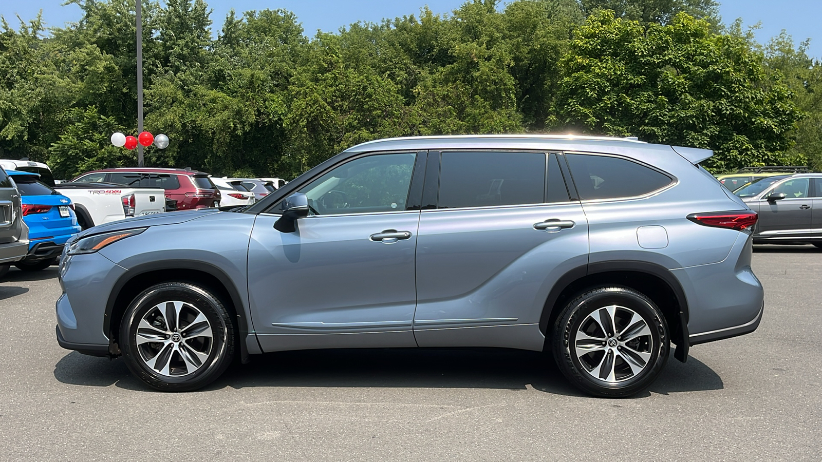 2021 Toyota Highlander XLE 9