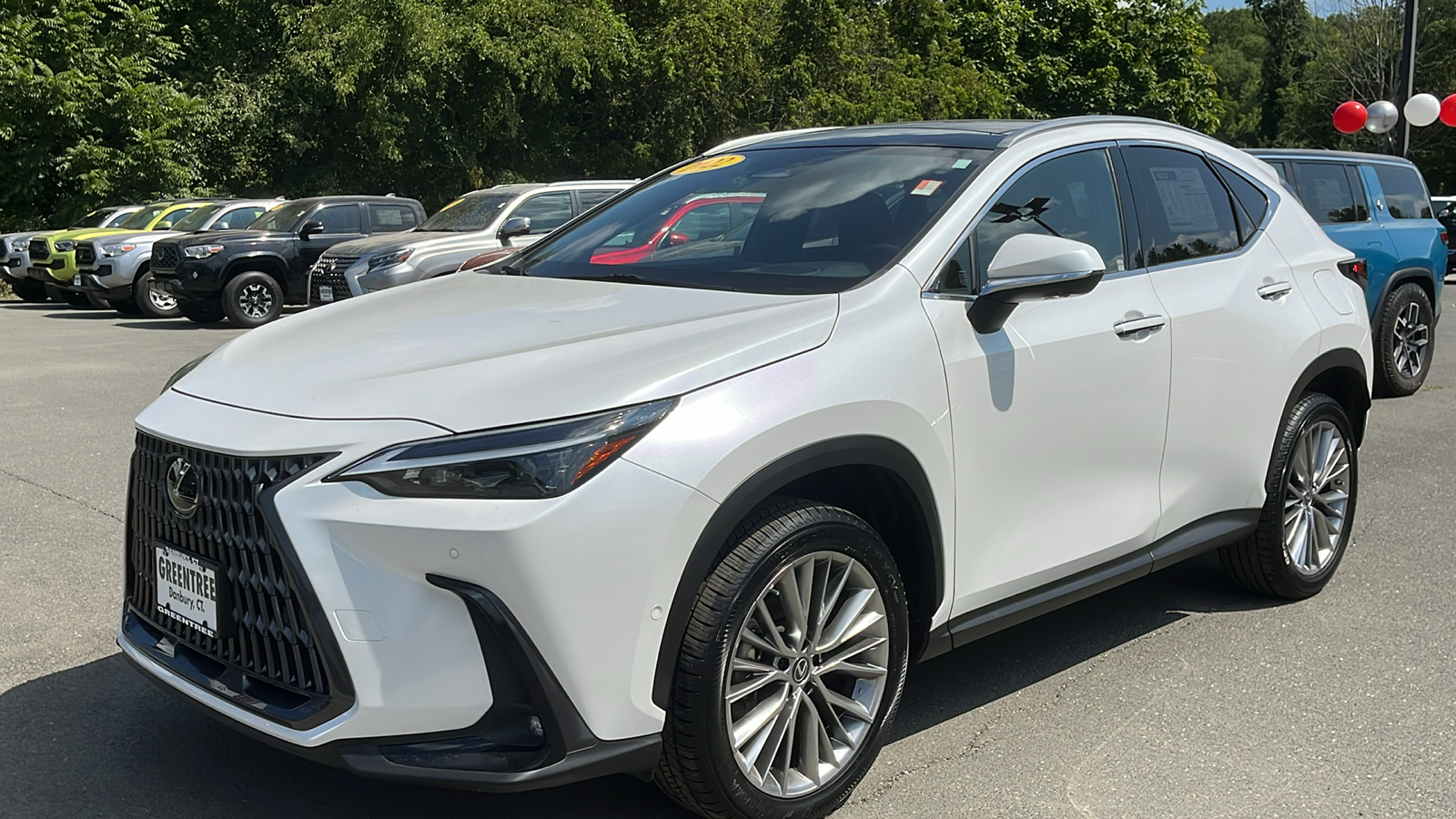 2022 Lexus NX 350h Luxury 4