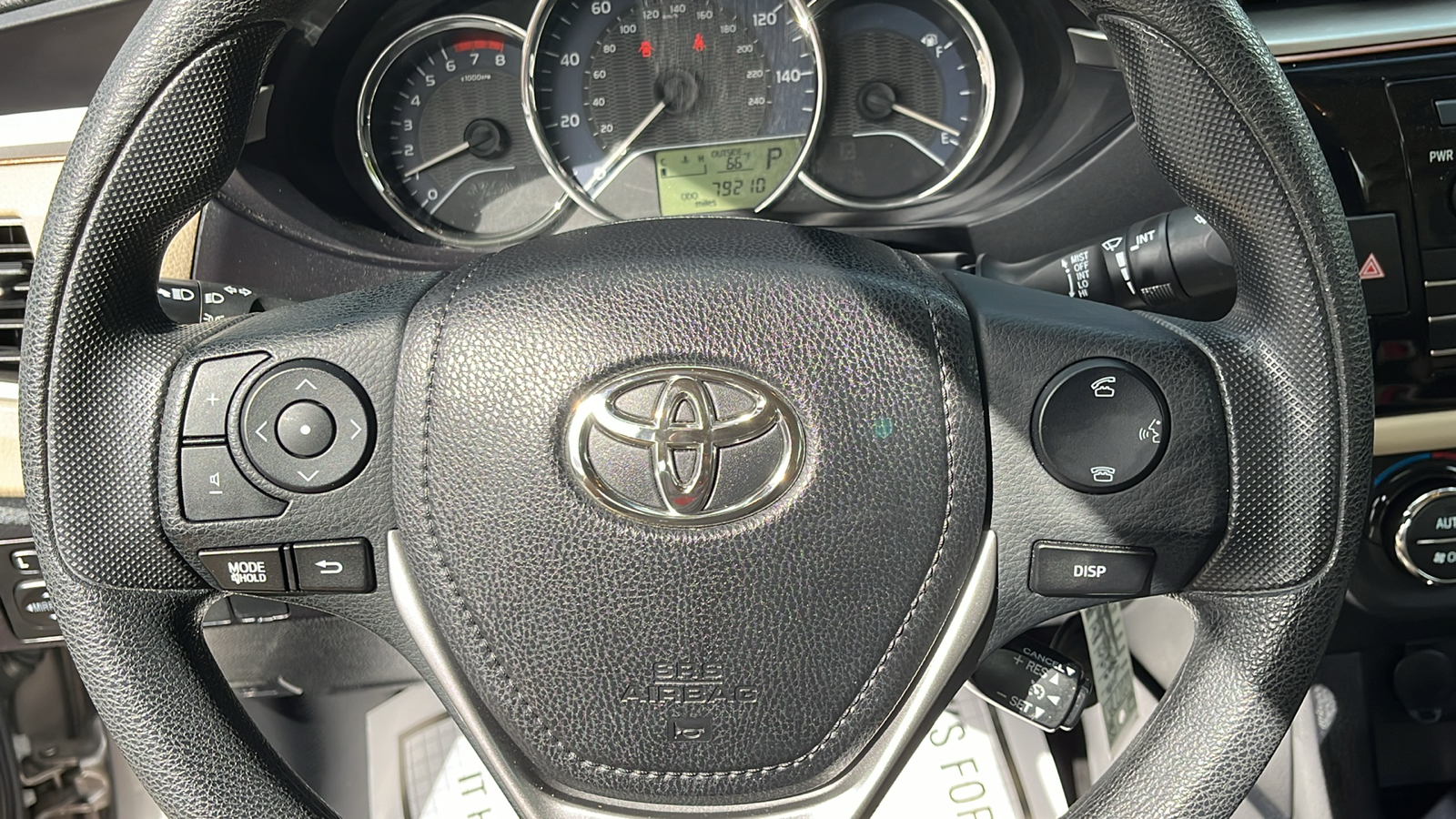 2016 Toyota Corolla LE 13