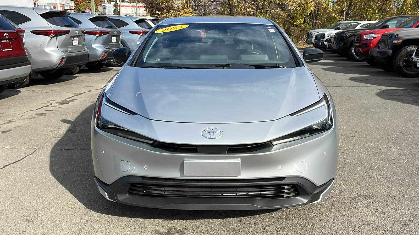 2023 Toyota Prius LE 2