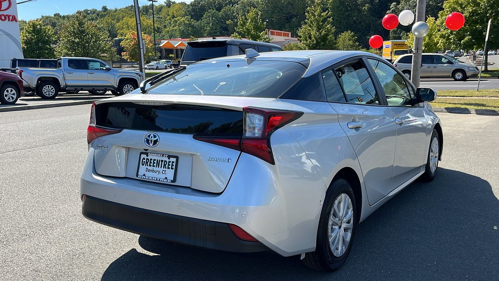 2022 Toyota Prius L 5