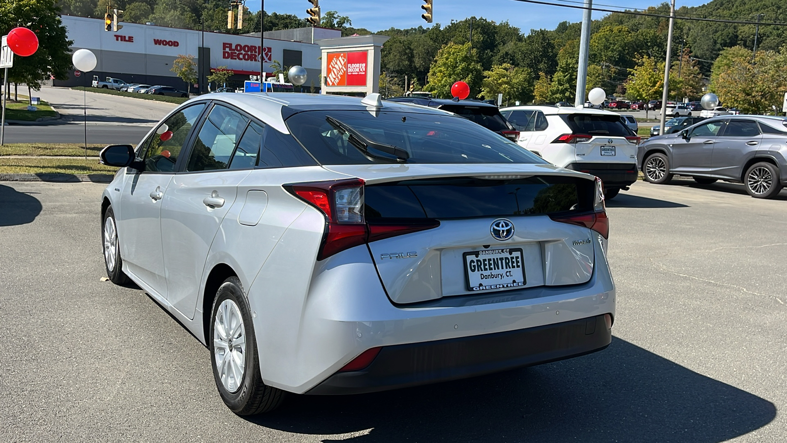 2022 Toyota Prius L 7