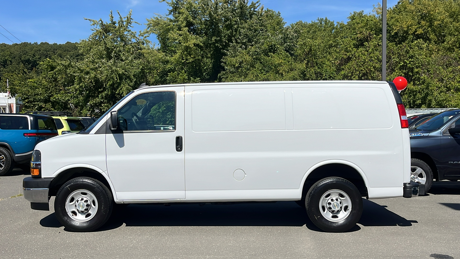 2022 Chevrolet Express 2500 Work Van 7