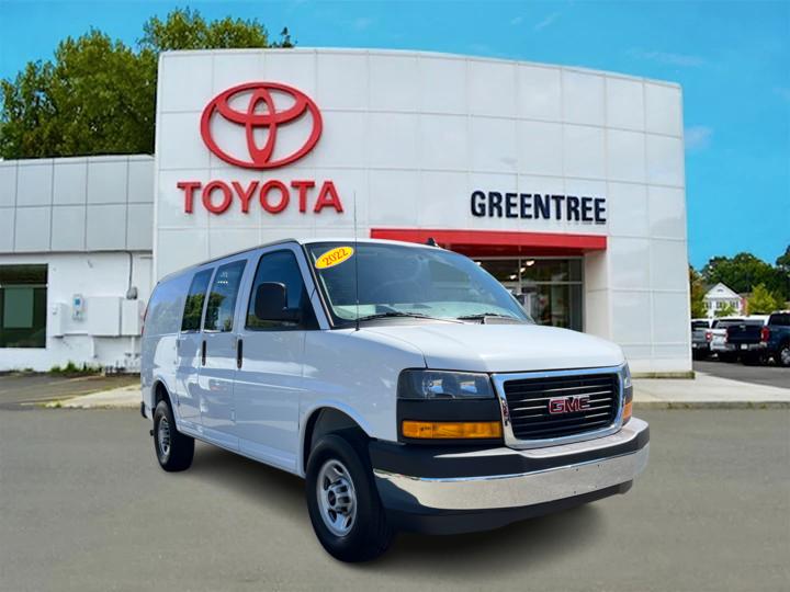 2022 GMC Savana 2500 Work Van 1