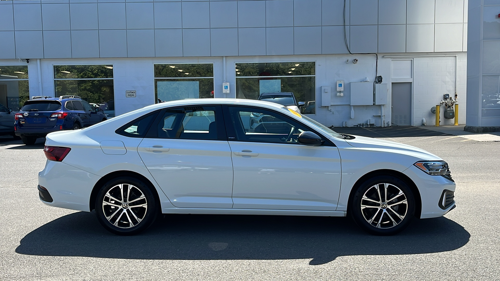 2023 Volkswagen Jetta 1.5T Sport 4