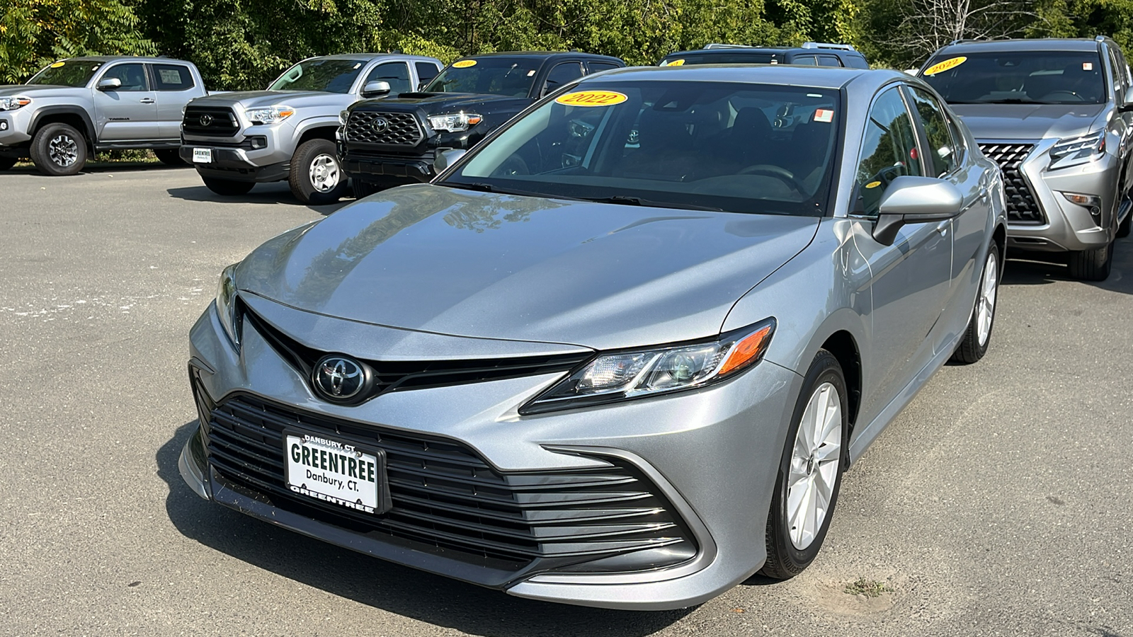 2022 Toyota Camry LE 3