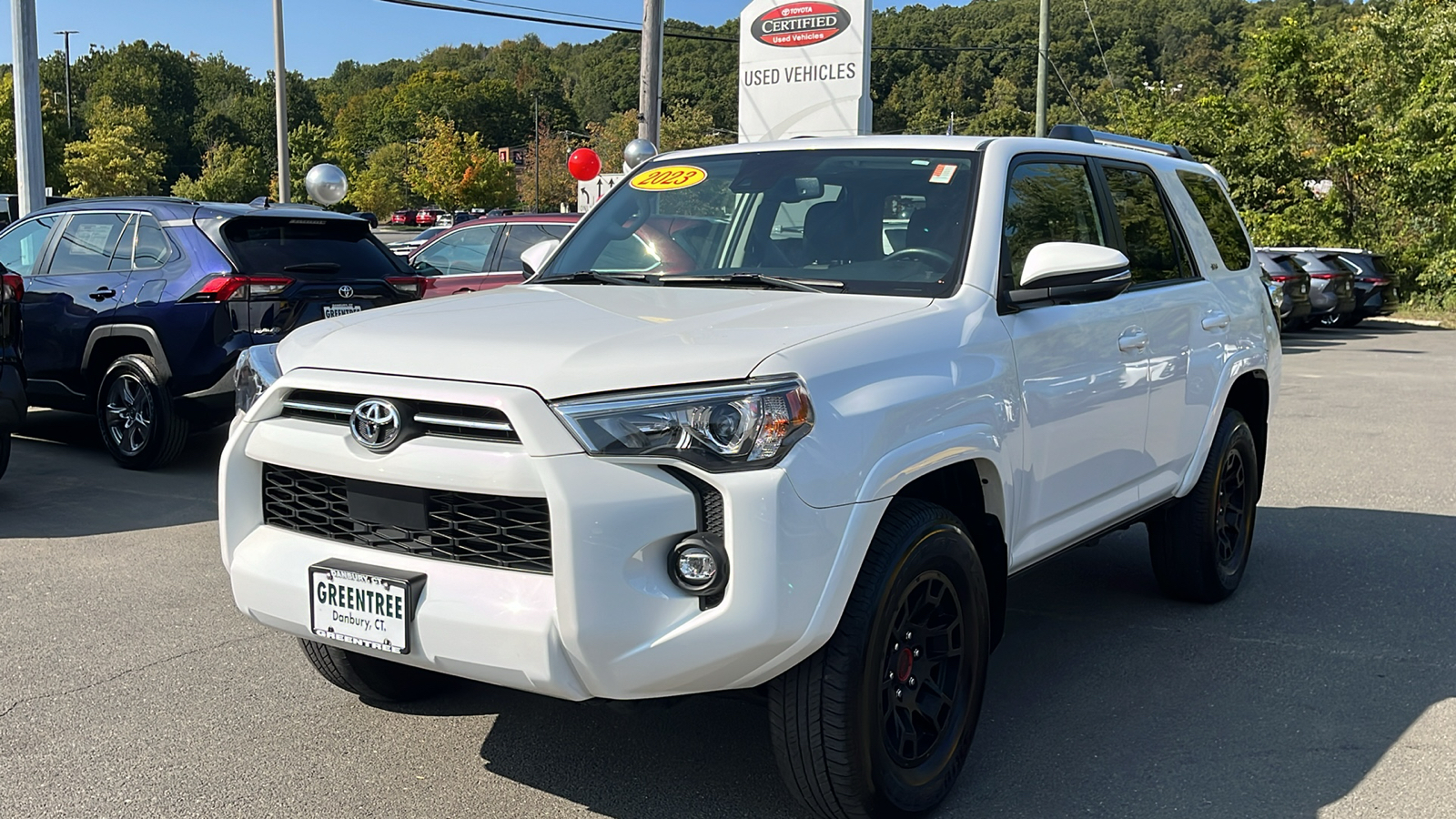 2023 Toyota 4Runner SR5 Premium 3