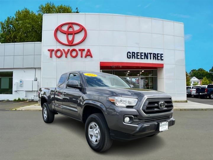 2022 Toyota Tacoma SR5 1