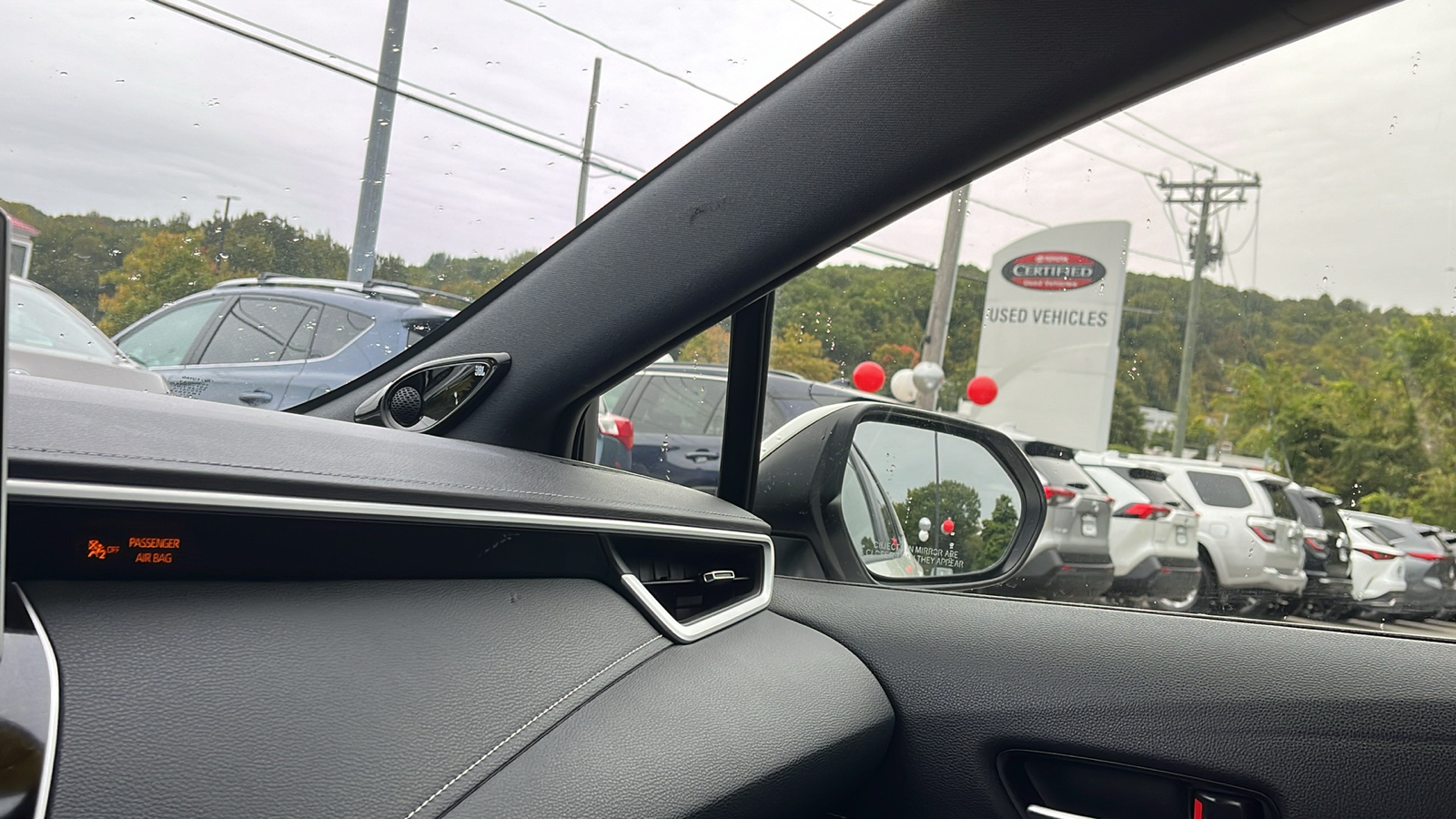 2019 Toyota Corolla Hatchback XSE 20