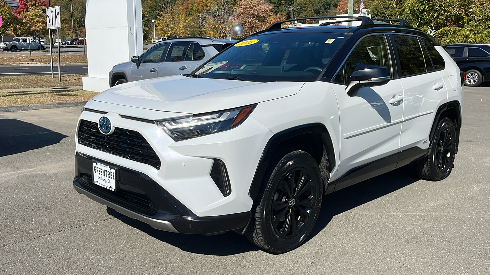 2023 Toyota RAV4 Hybrid XSE 3