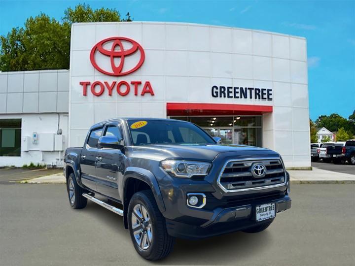 2017 Toyota Tacoma Limited 1