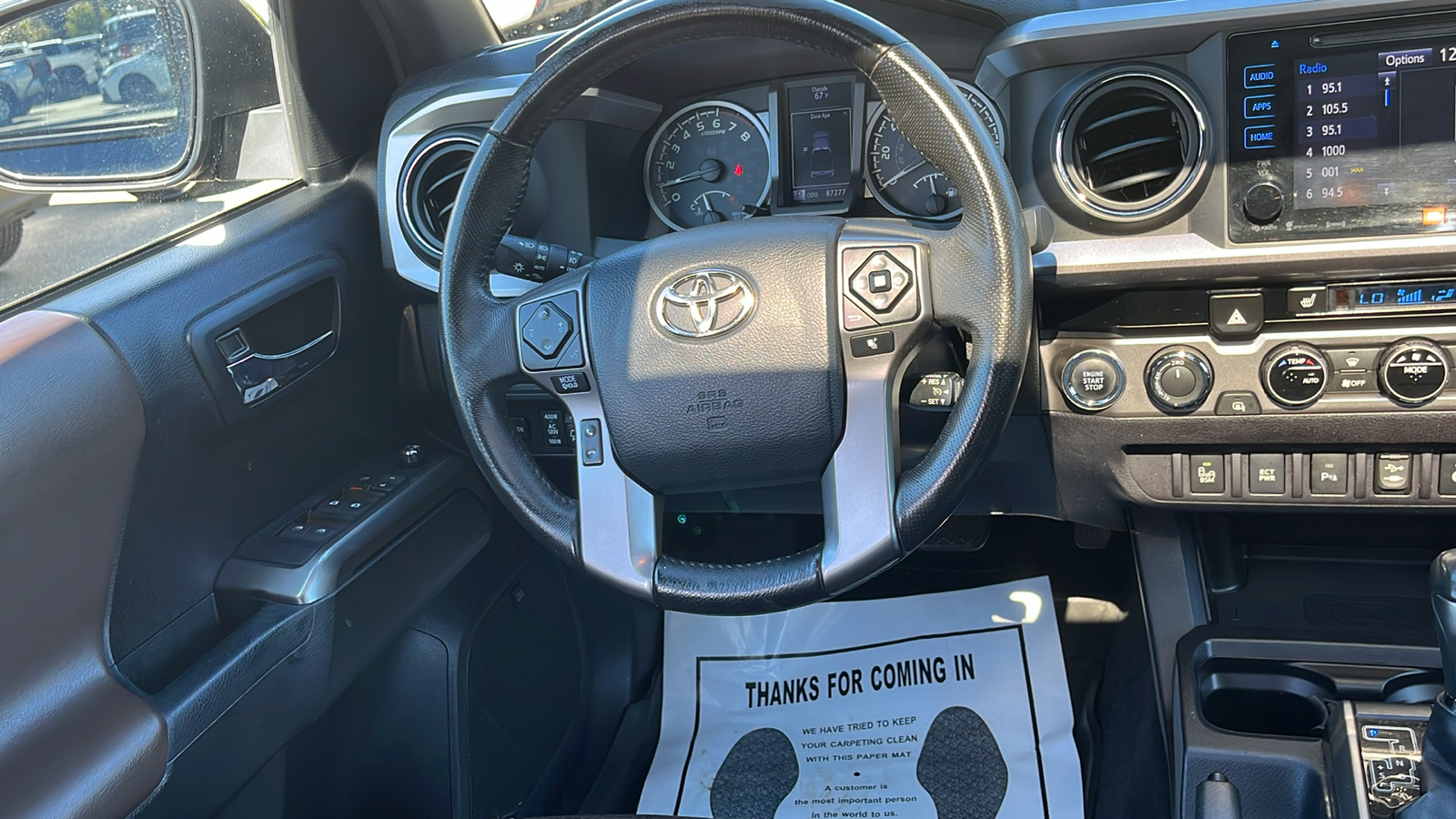 2017 Toyota Tacoma Limited 21