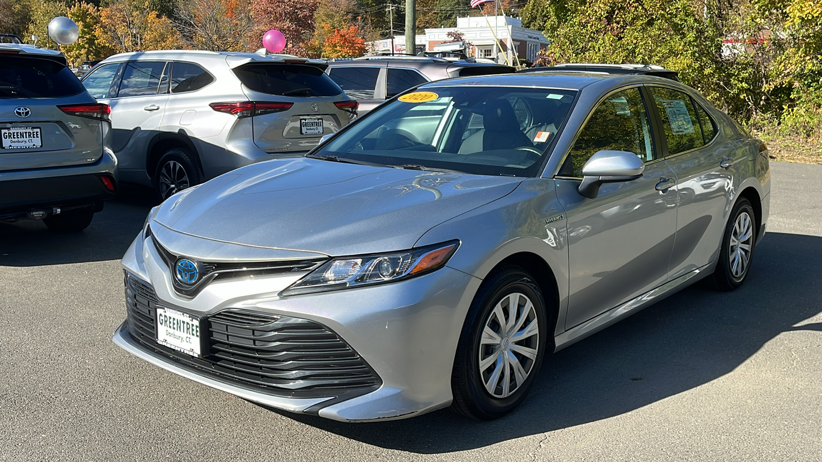 2020 Toyota Camry Hybrid LE 3