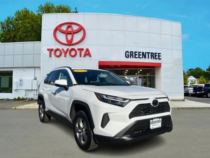 2023 Toyota RAV4 XLE 1