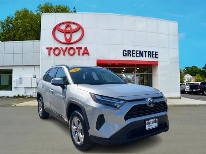 2022 Toyota RAV4 Hybrid XLE 1