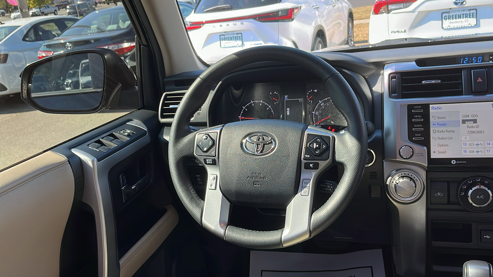 2021 Toyota 4Runner SR5 Premium 23