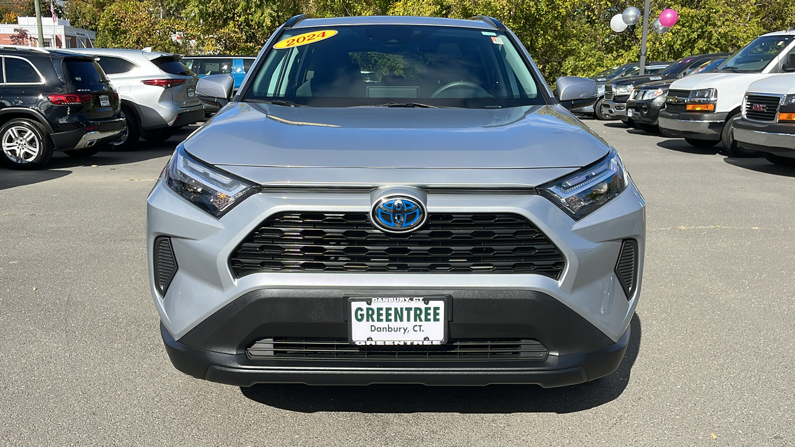 2024 Toyota RAV4 Hybrid XLE 2