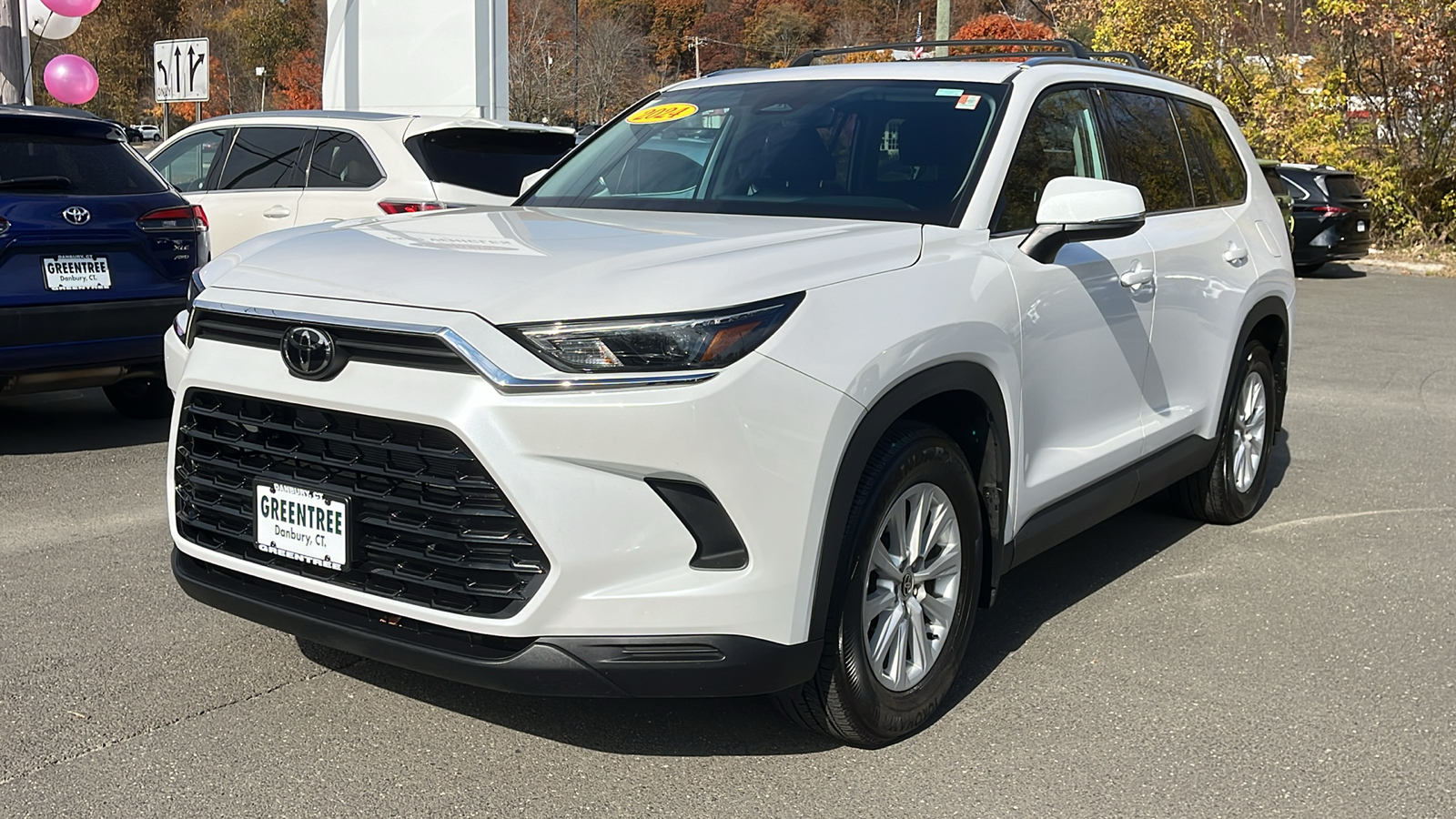 2024 Toyota Grand Highlander XLE 3