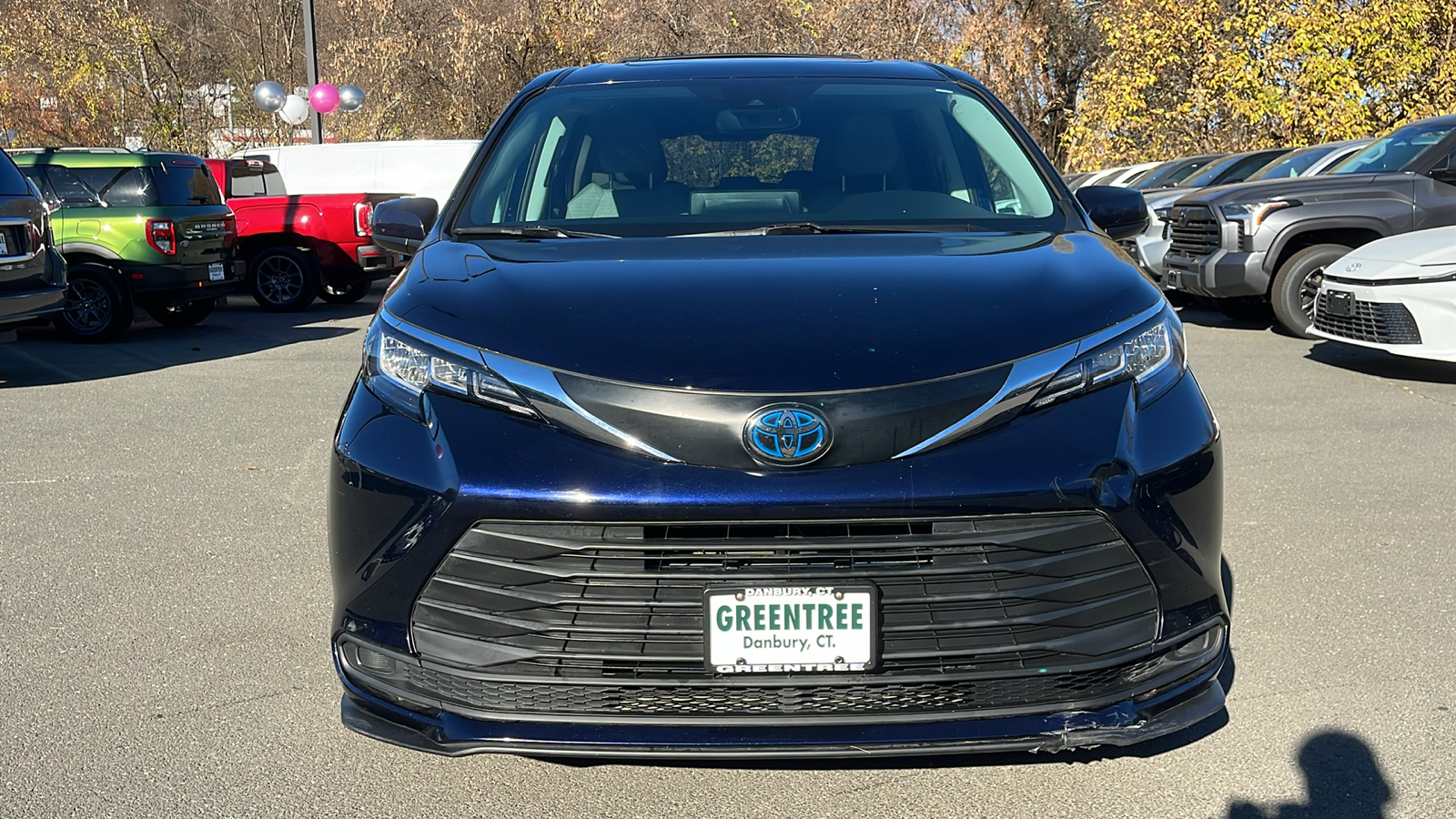 2021 Toyota Sienna LE 2