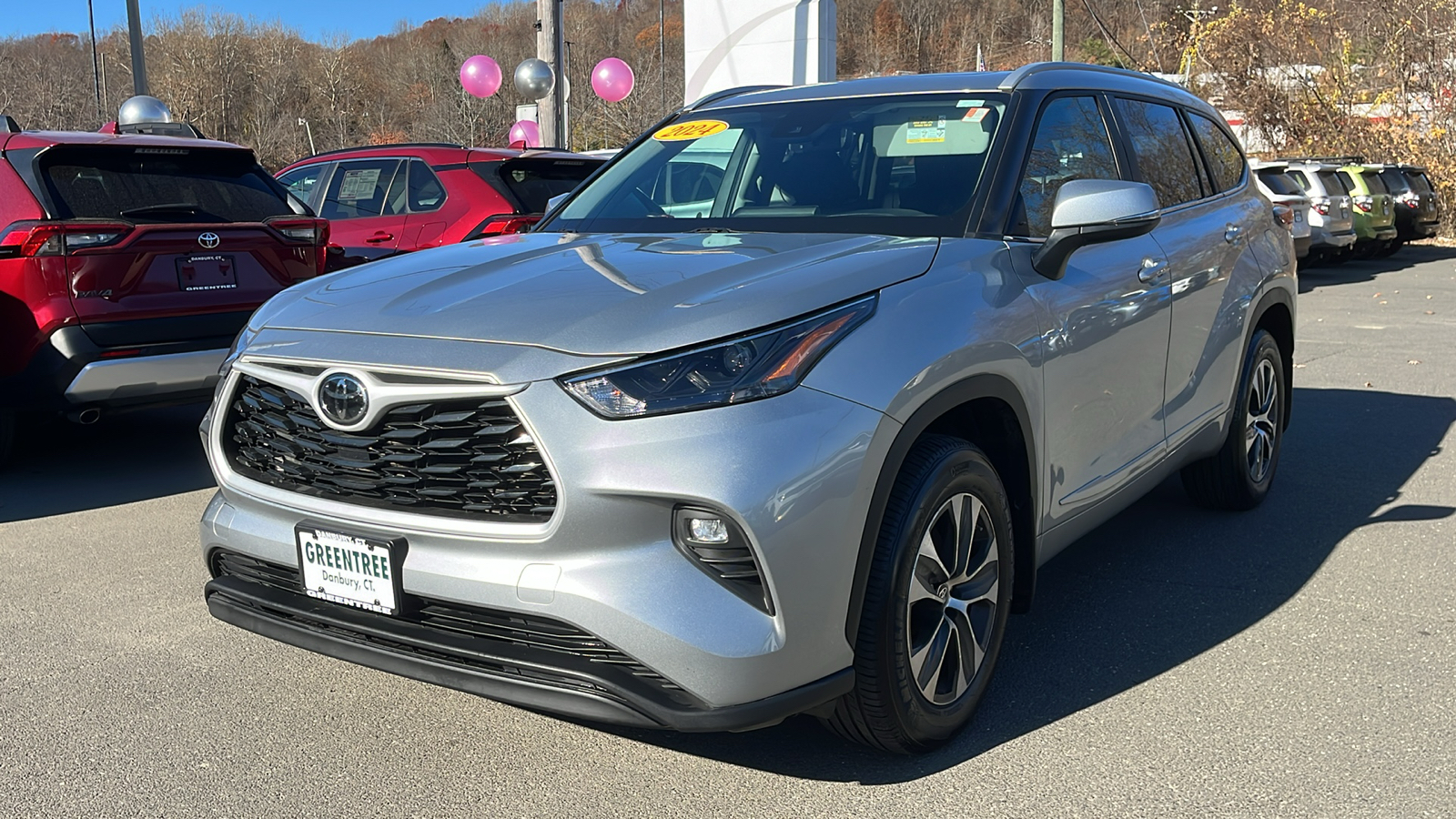 2024 Toyota Highlander XLE 3