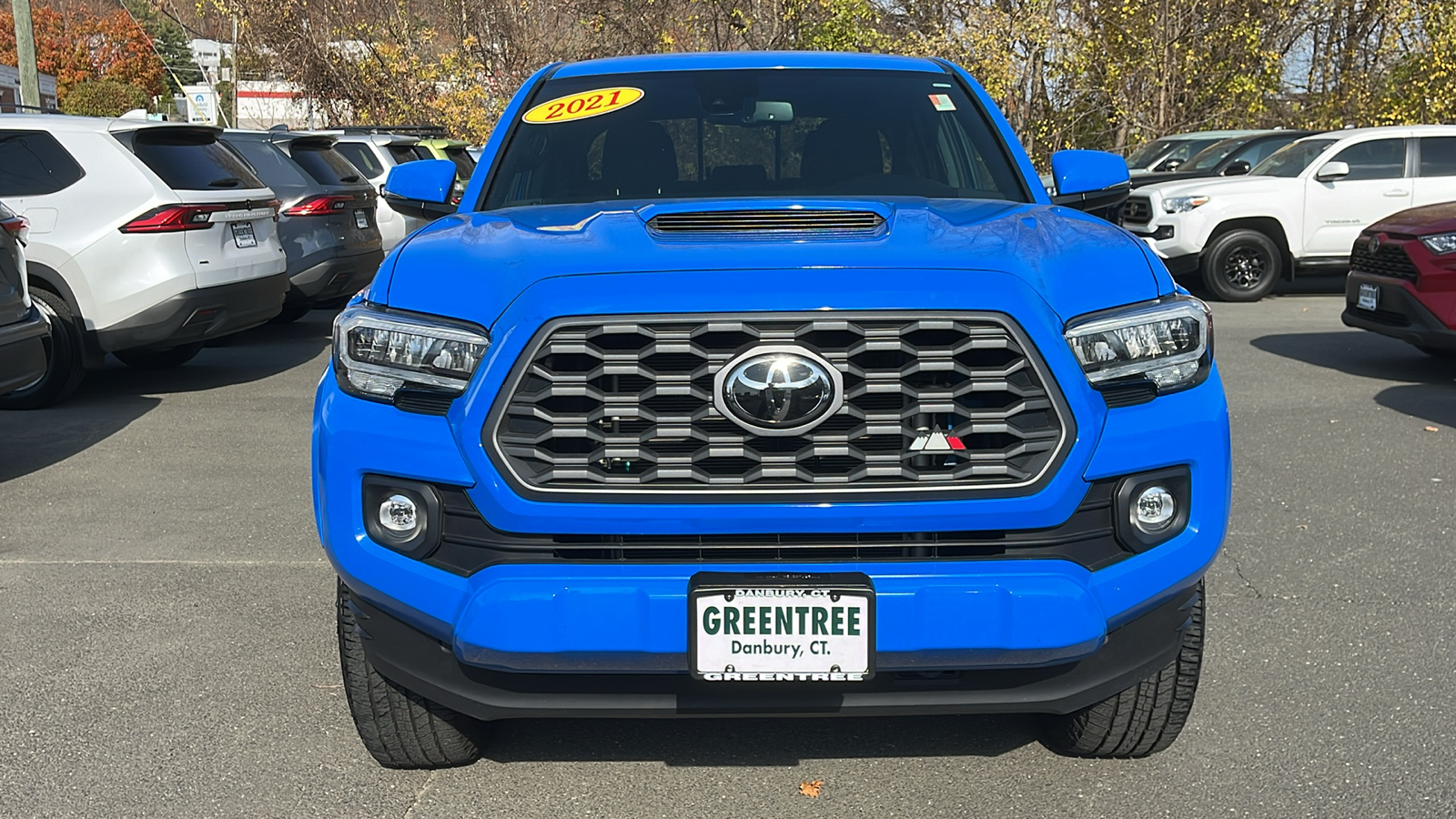 2021 Toyota Tacoma TRD Sport 2