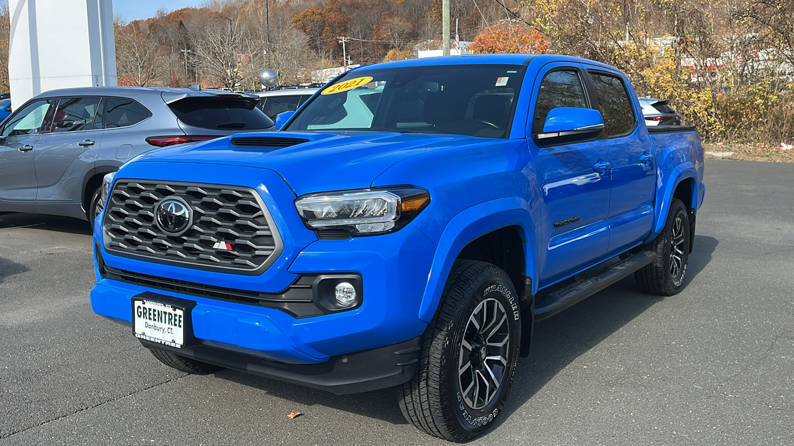 2021 Toyota Tacoma TRD Sport 3