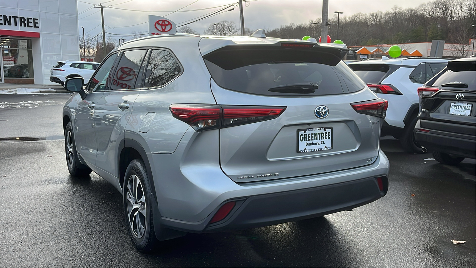 2021 Toyota Highlander Hybrid XLE 6