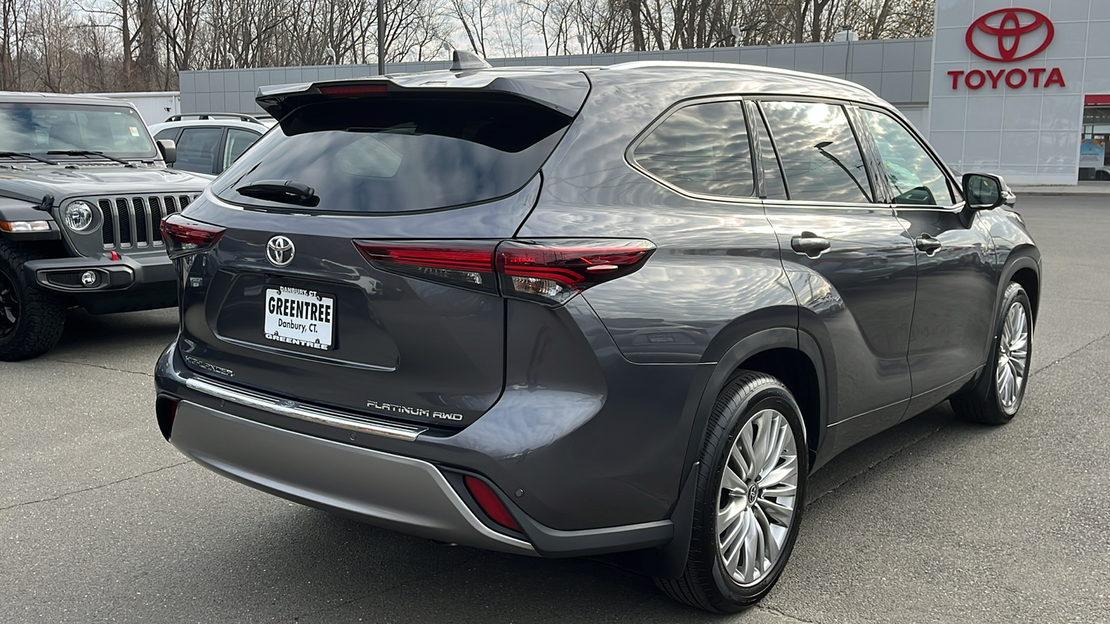 2024 Toyota Highlander Platinum 4