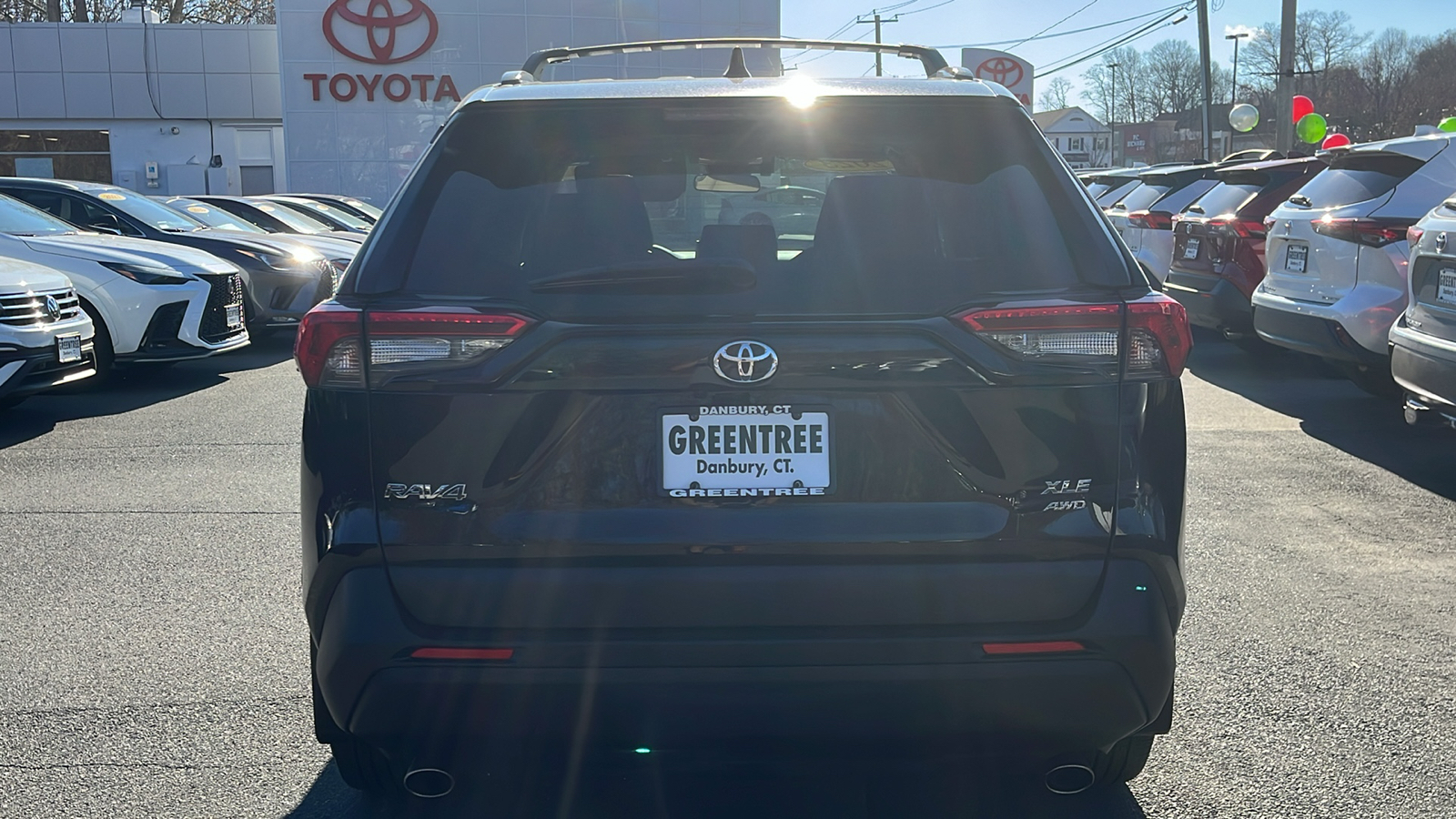 2023 Toyota RAV4 XLE Premium 5