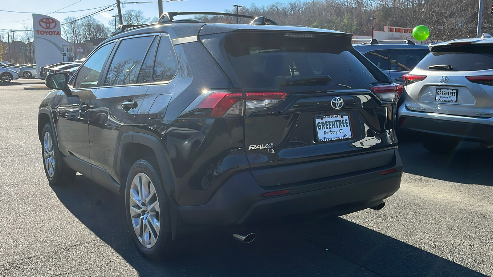 2023 Toyota RAV4 XLE Premium 6