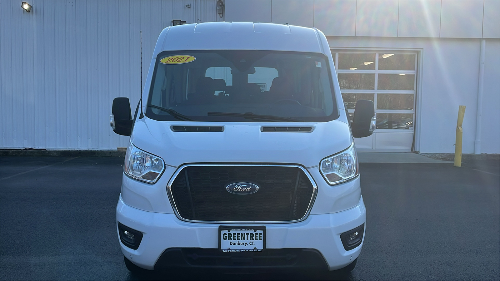 2021 Ford Transit-350 XLT 2