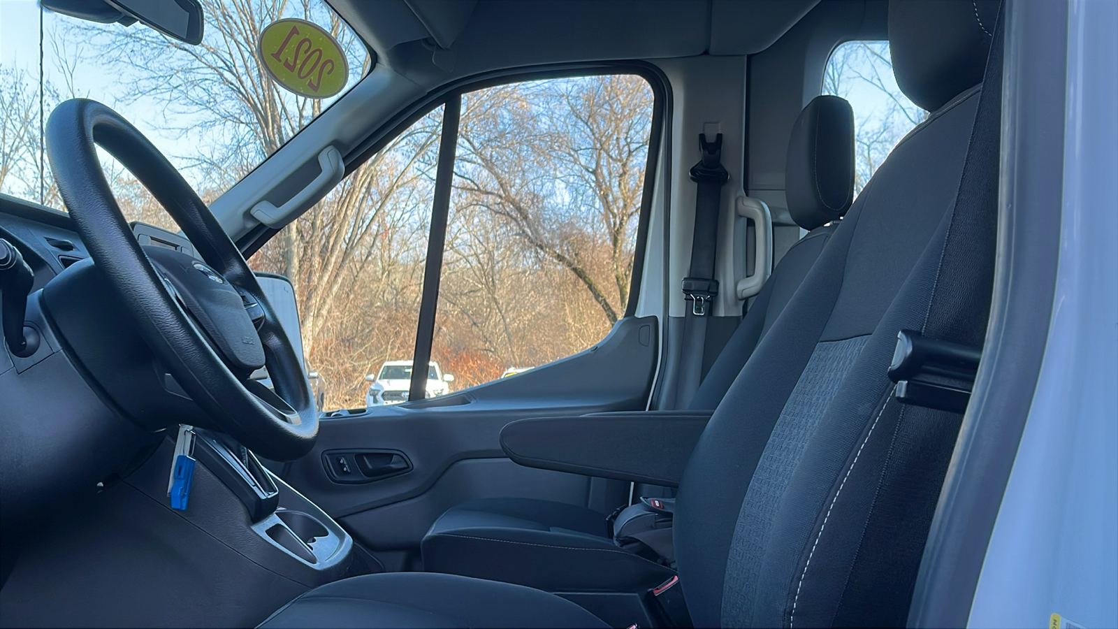 2021 Ford Transit-350 XLT 10