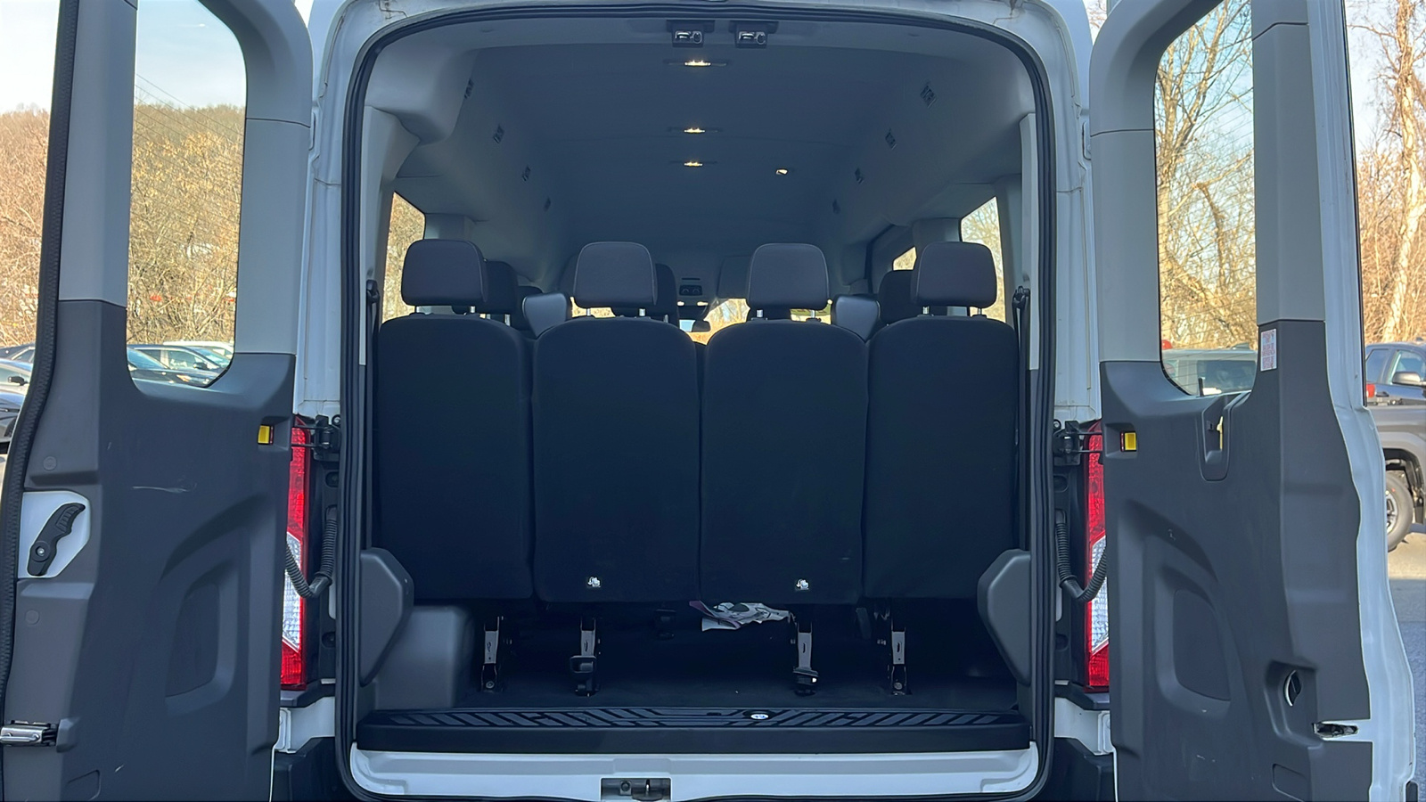 2021 Ford Transit-350 XLT 20