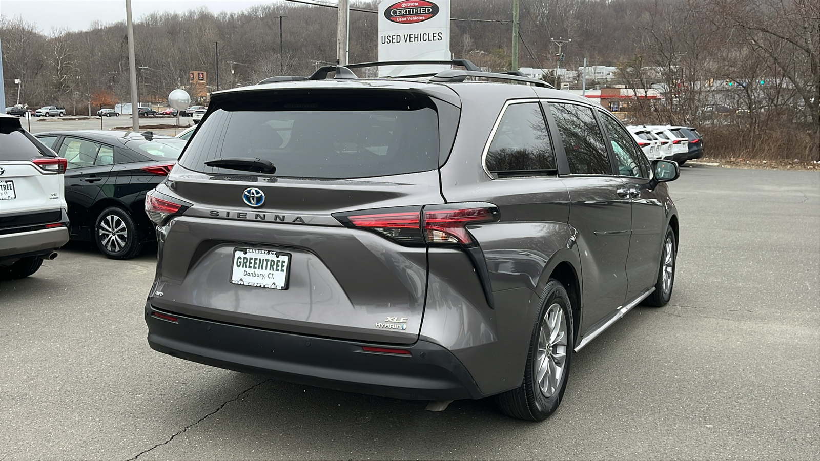 2022 Toyota Sienna XLE 6