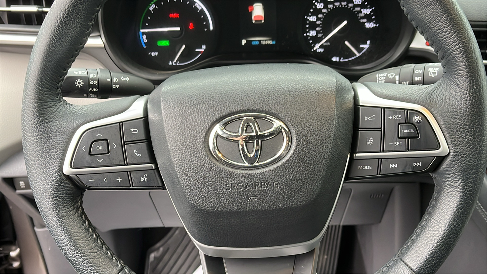 2022 Toyota Sienna XLE 11