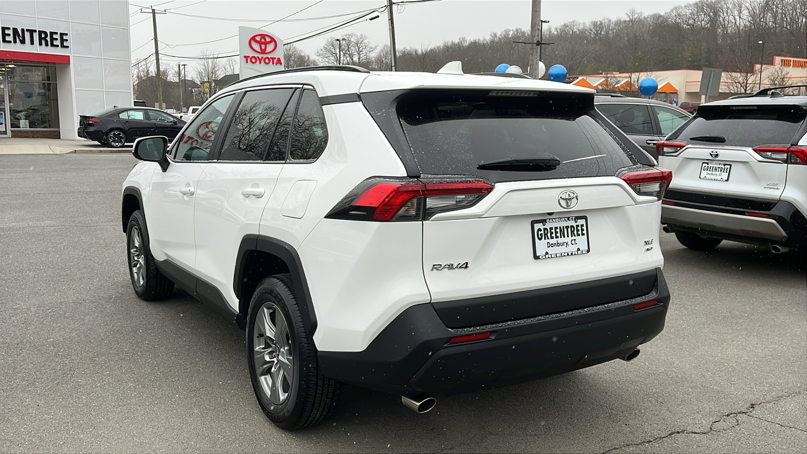 2024 Toyota RAV4 XLE 4