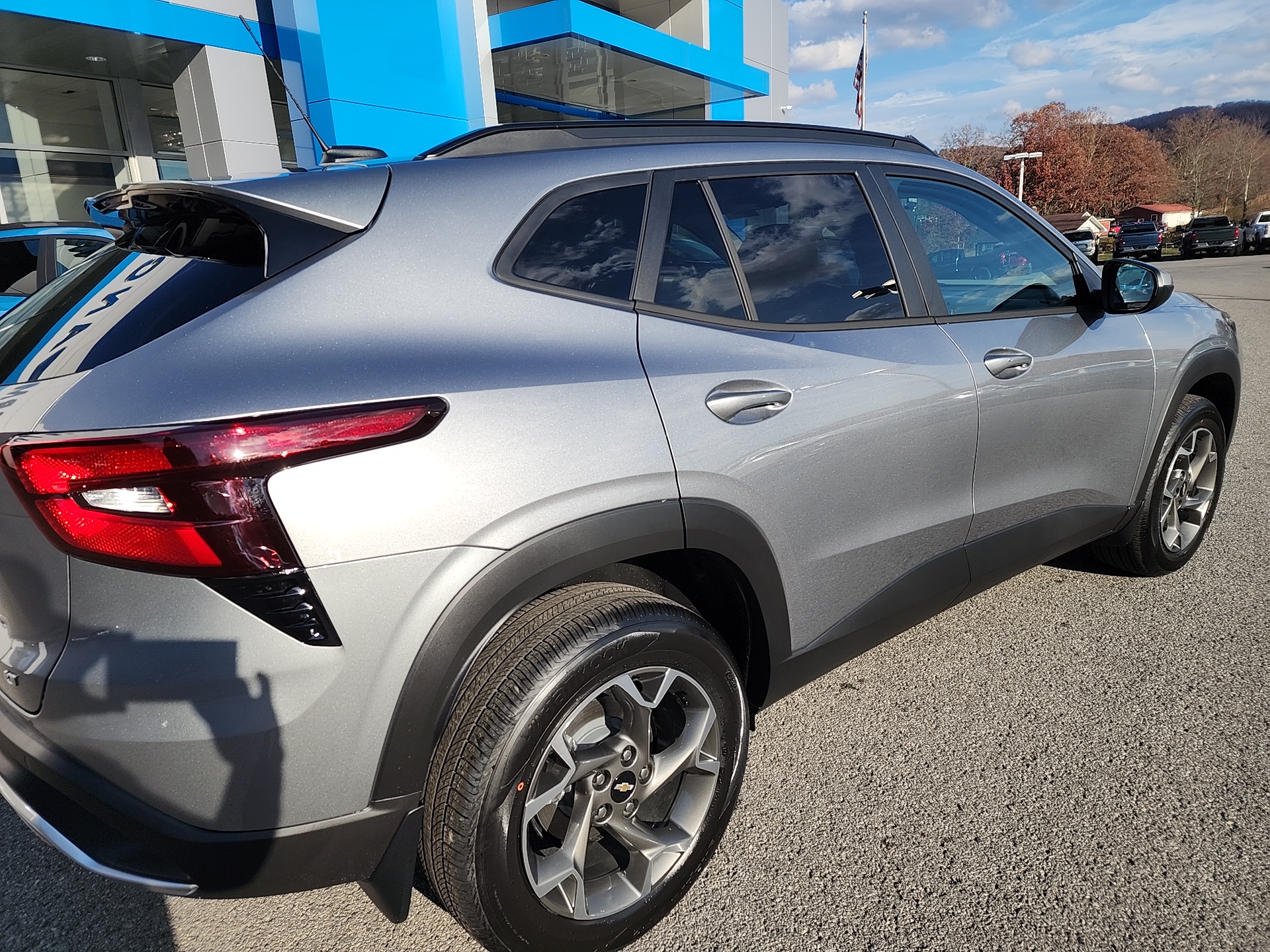 2025 Chevrolet Trax LT 3