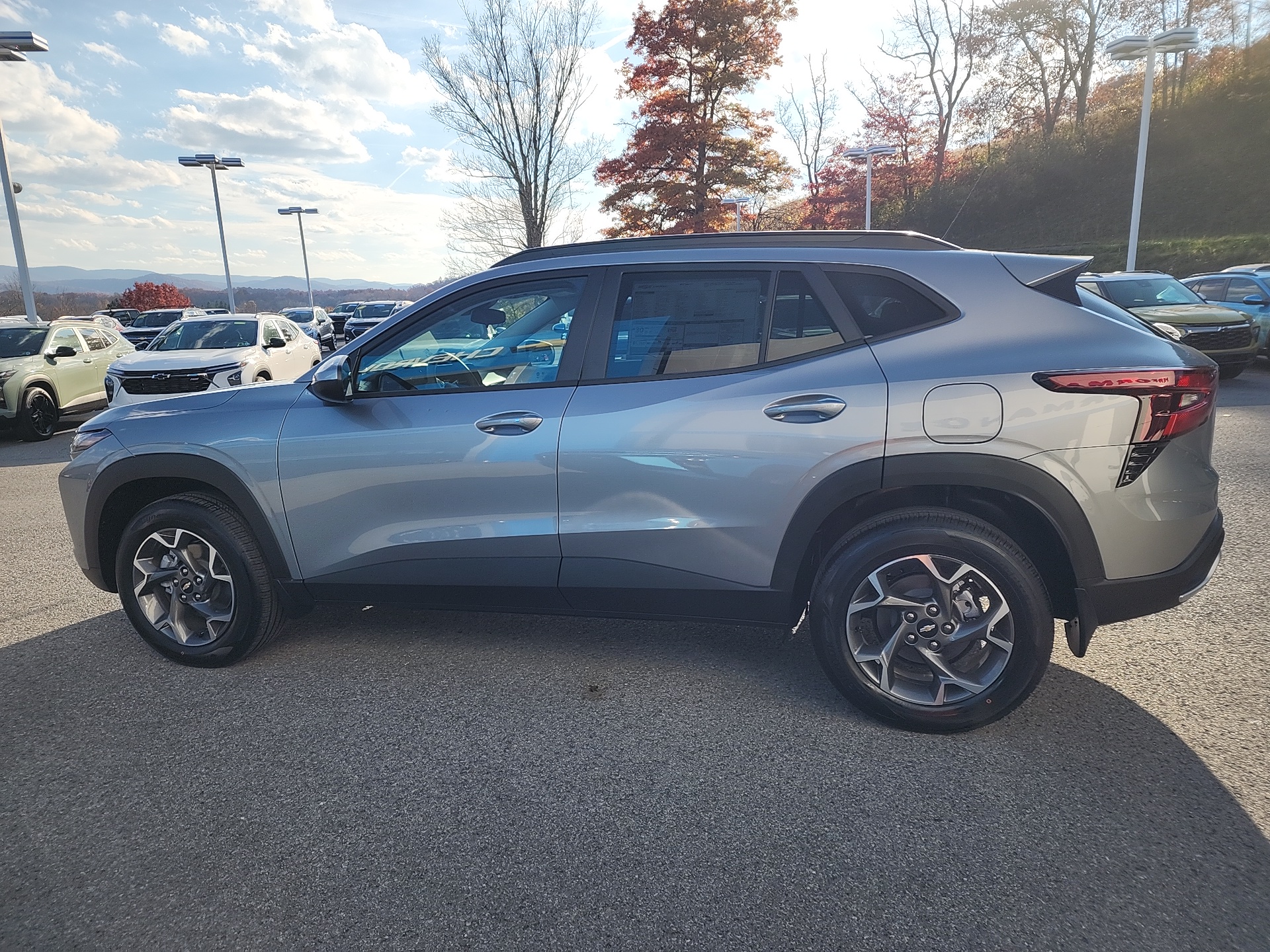 2025 Chevrolet Trax LT 6