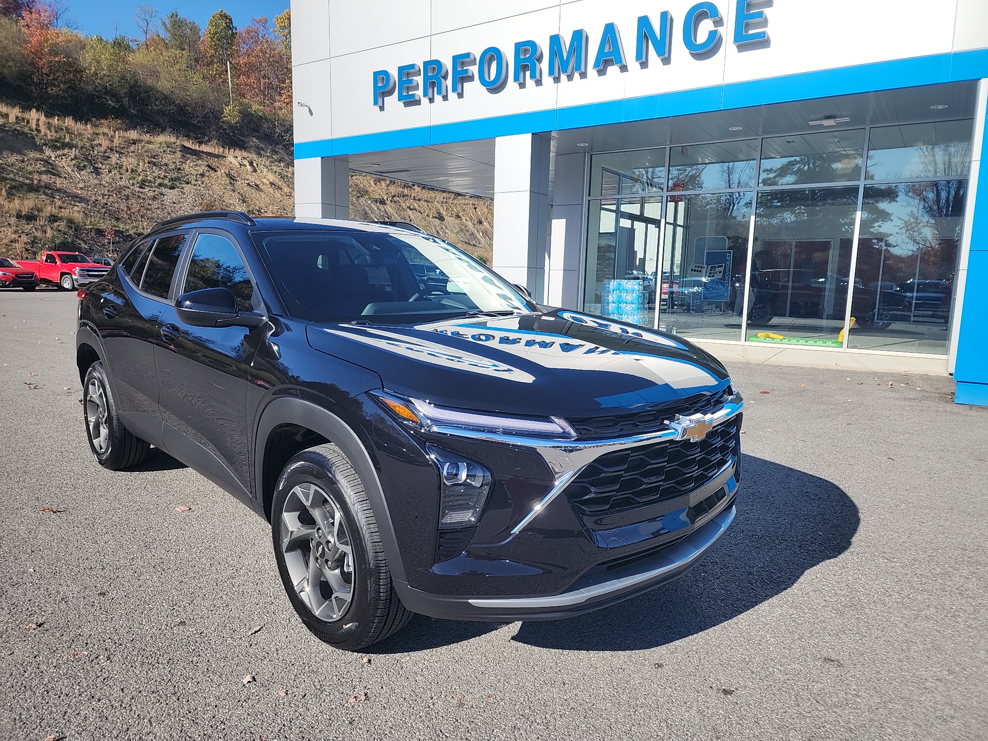 2025 Chevrolet Trax LT 1