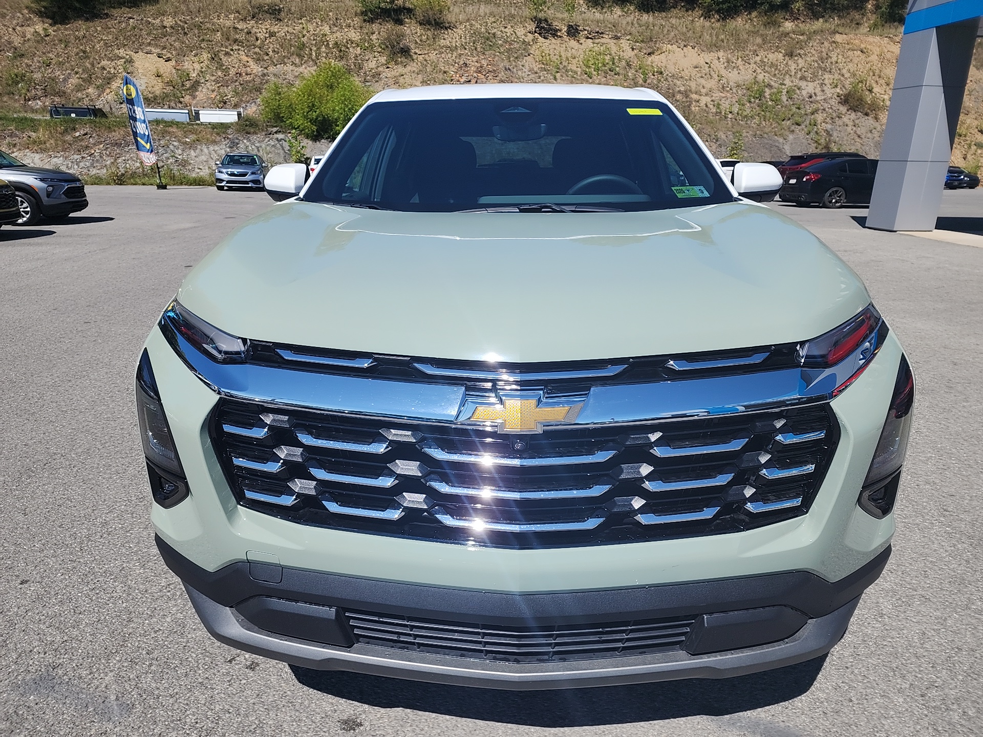 2025 Chevrolet Equinox LT 8