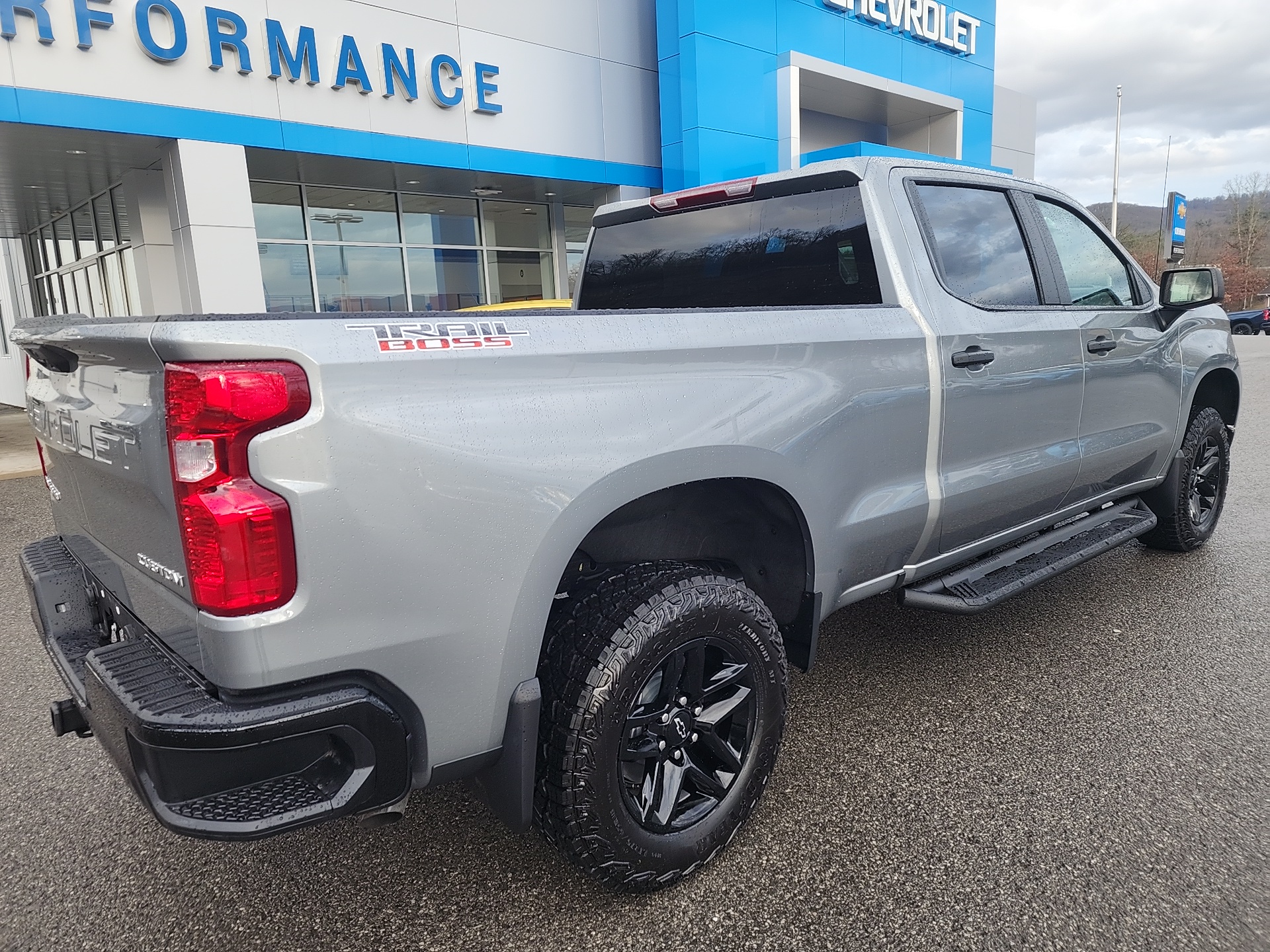 2025 Chevrolet Silverado 1500 Custom Trail Boss 3