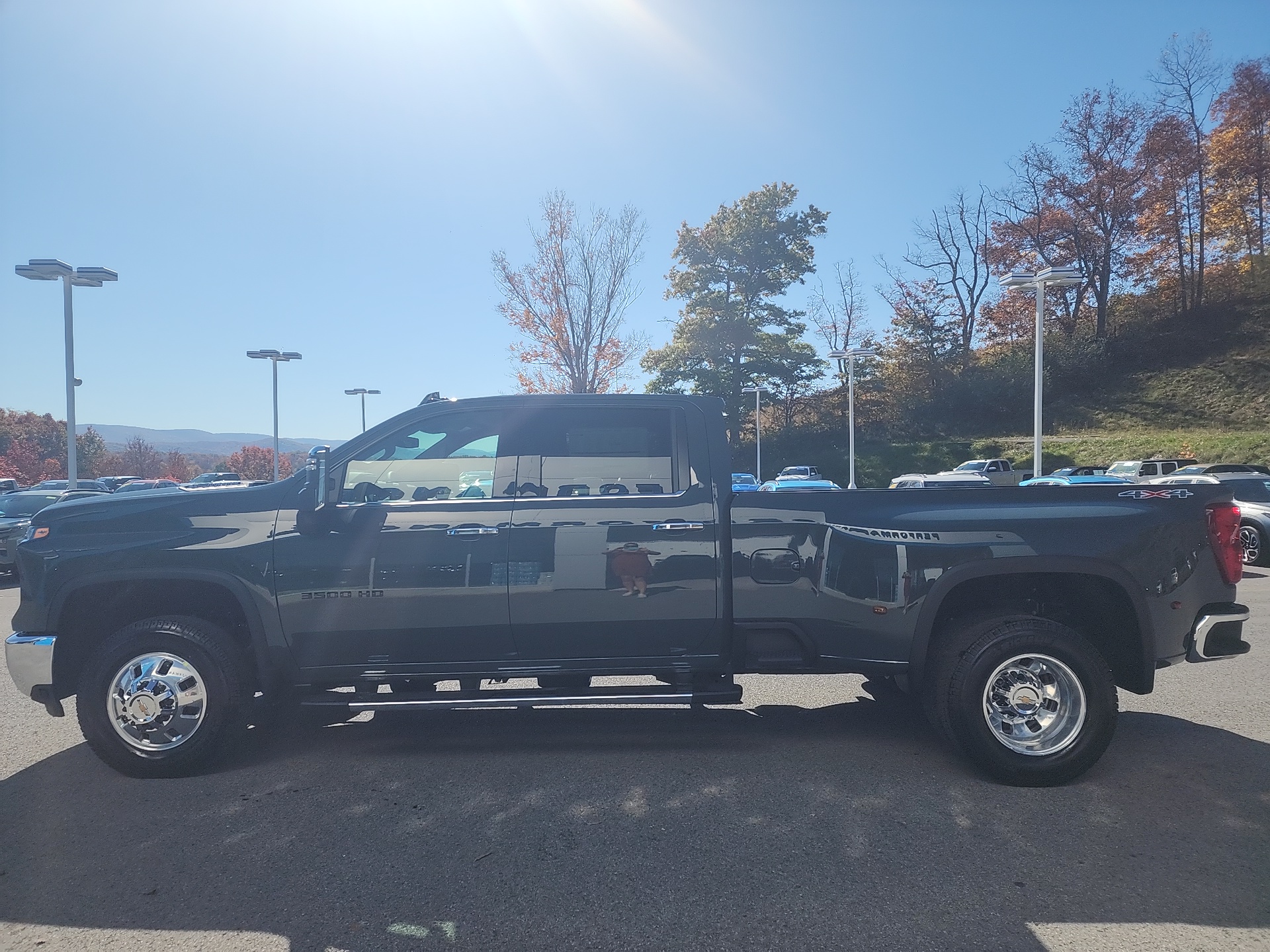 2025 Chevrolet Silverado 3500HD LTZ 6