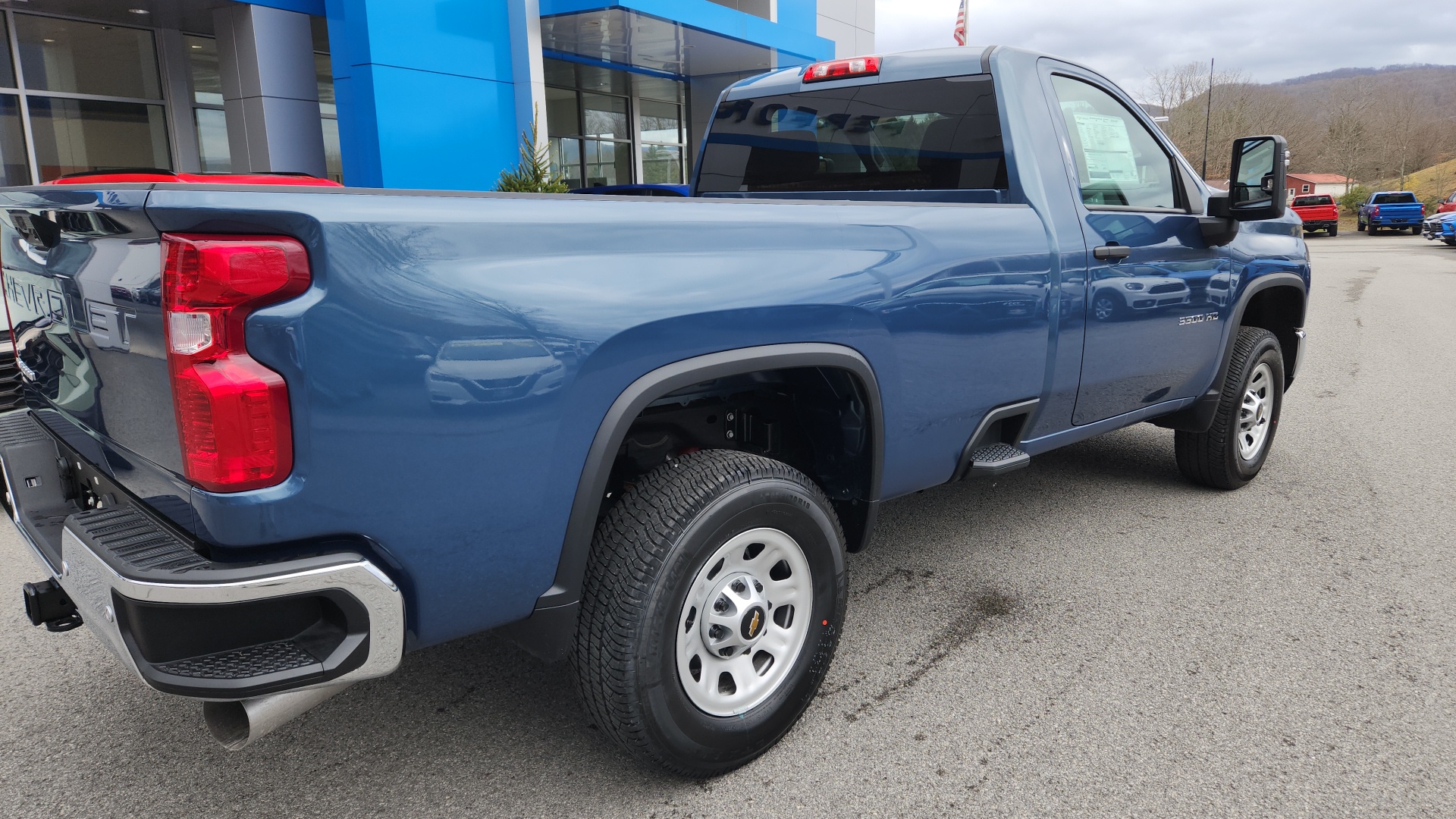 2024 Chevrolet Silverado 3500HD Work Truck 3