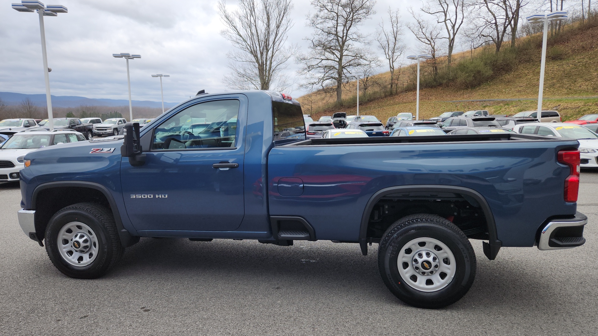 2024 Chevrolet Silverado 3500HD Work Truck 6