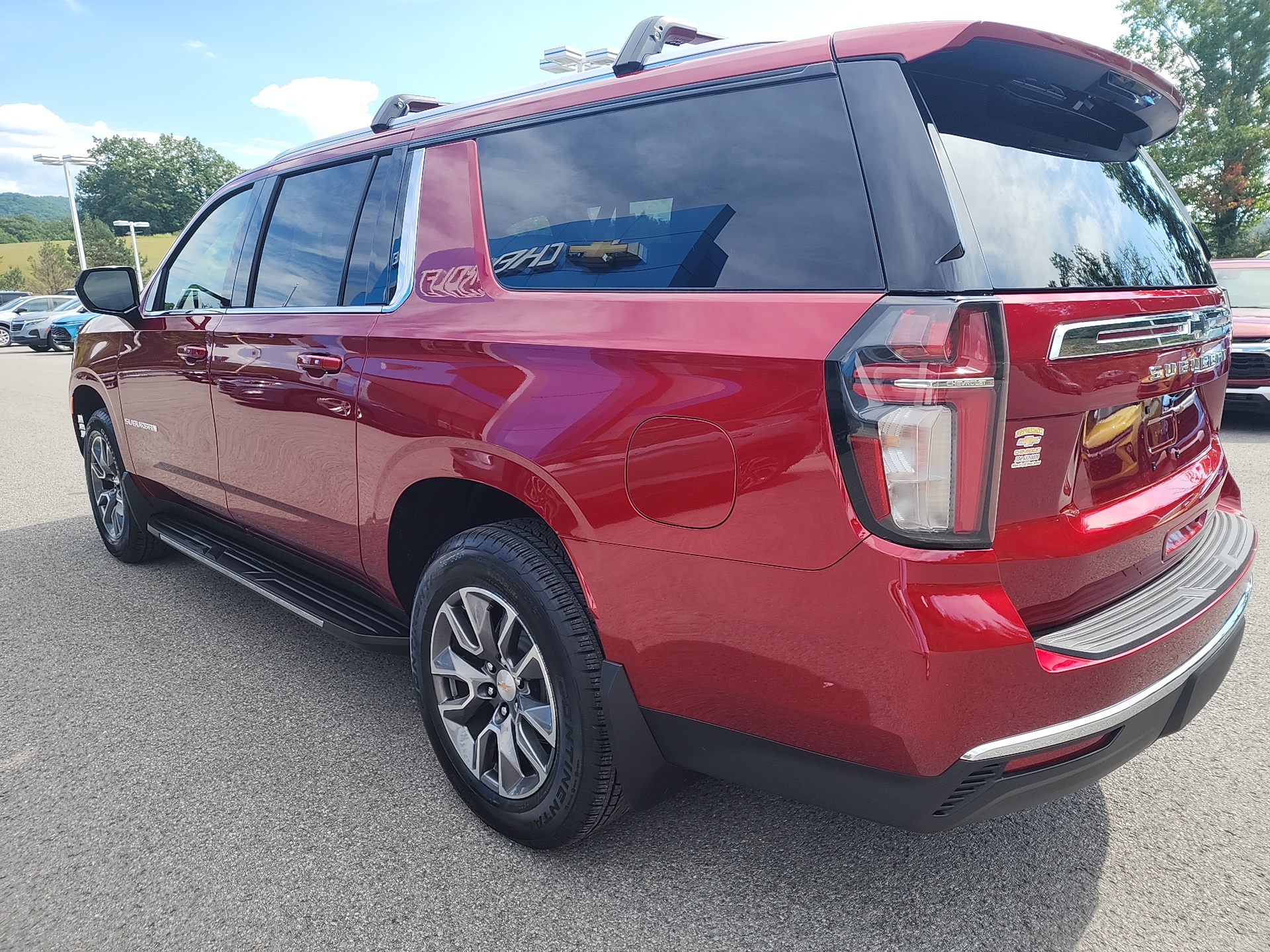 2024 Chevrolet Suburban LS 5