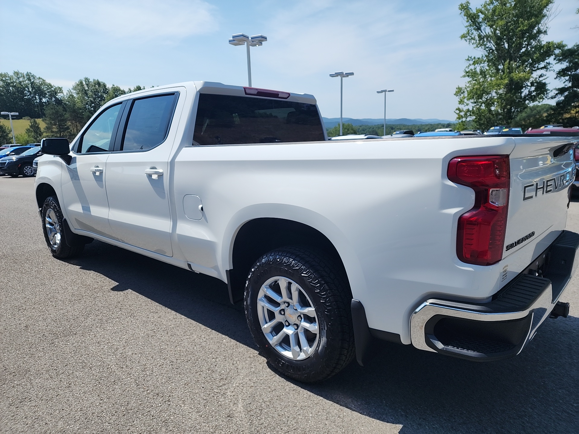 2024 Chevrolet Silverado 1500 LT 6