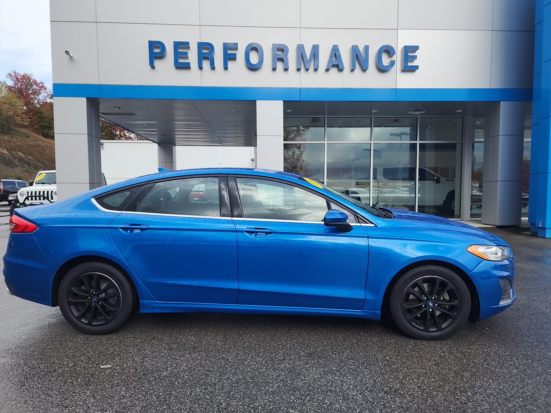 2020 Ford Fusion SE 2