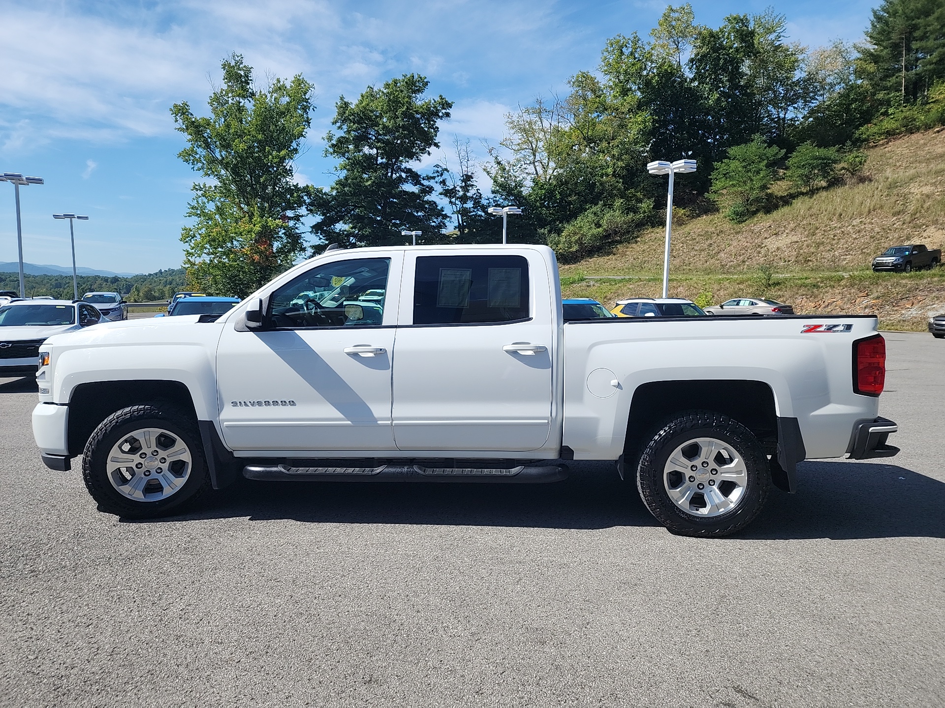 2017 Chevrolet Silverado 1500 LT 6