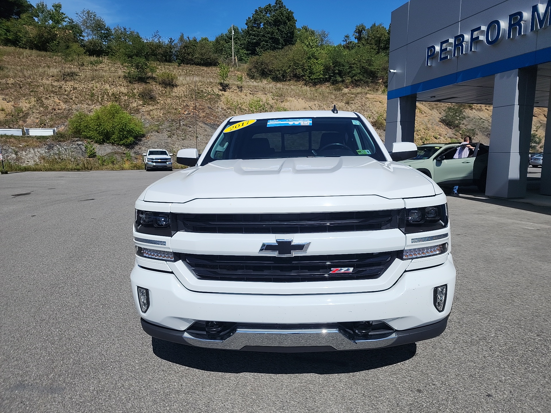 2017 Chevrolet Silverado 1500 LT 8